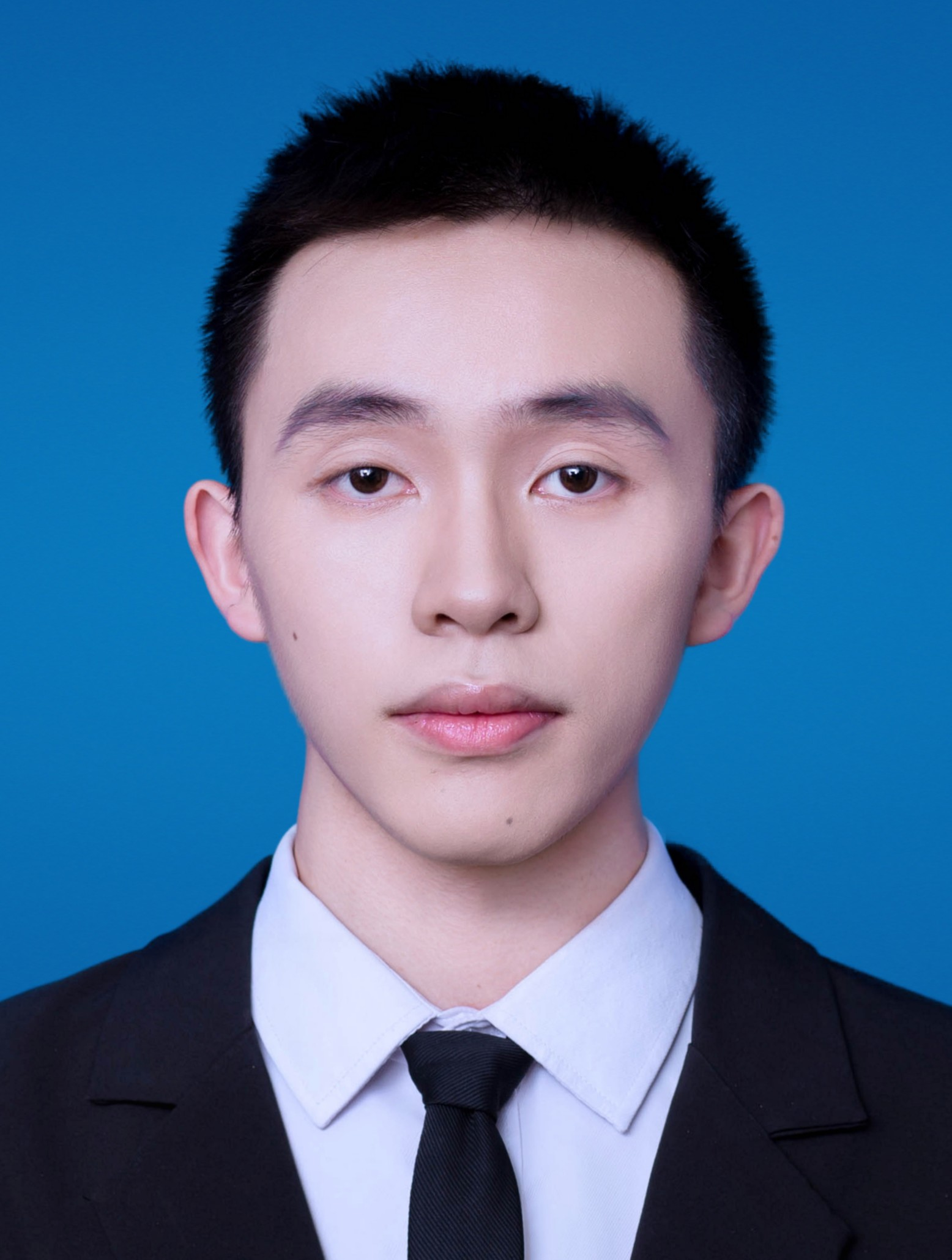 Zhenxiong Chen